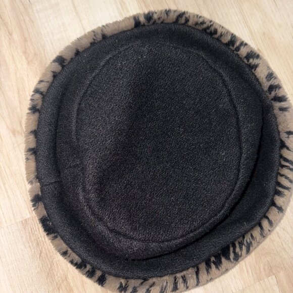 Vintage L'Hiver En Folie Leopard Bucket Hat - Picture 4 of 6